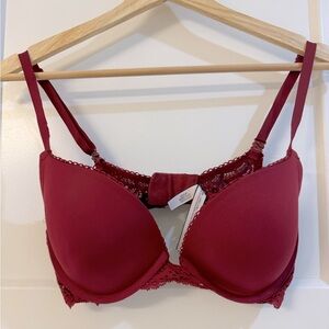 Victoria’s Secret Dream Angels Red Push Up Bra 34D